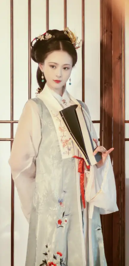 国产成人AV大片大片在线播放_色欲来吧来吧天天综合网_日本胸大公妇被公侵犯中文字幕