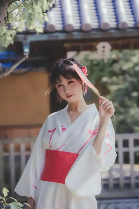 国产成人AV大片大片在线播放_色欲来吧来吧天天综合网_日本胸大公妇被公侵犯中文字幕